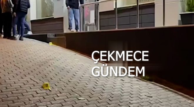 Küçükçekmece’de metrobüsün yanındaki oteli kurşunladılar seken kurşunlar metrobüse isabet etti ( Video Haber)