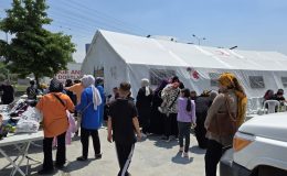 Küçükçekmece Kızılay’dan Bayramlık Kıyafet Desteği