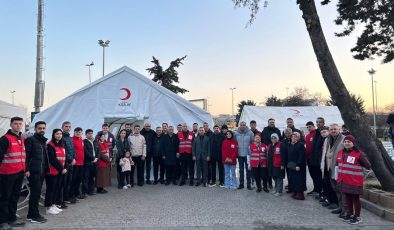 Kızılay Küçükçekmece Şubesi Ramazan’da Gönülleri Fethetti: “Paylaştıkça Çoğaldık”