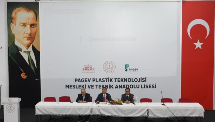 Küçükçekmece’de Nisan Ayı Okul ve Kurum Müdürleri Toplantısı Gerçekleştirildi